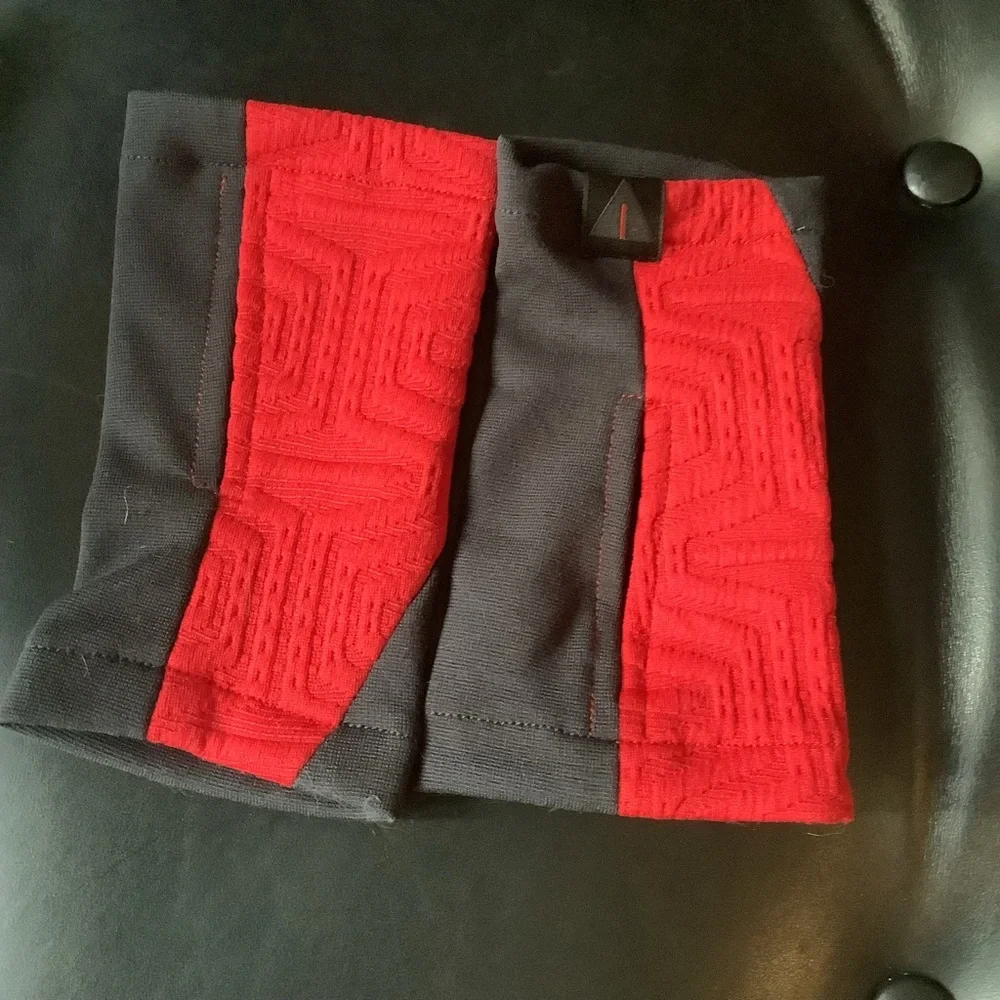 Zolnar Red and Black Unisex WRW2 8 HALF FINGER GLOVES-Medium
